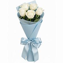 Букет 5 Белых роз Проуд в Кокошкино