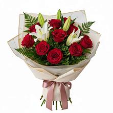 Букет цветов из:  Лилии и Розы в Кокошкино