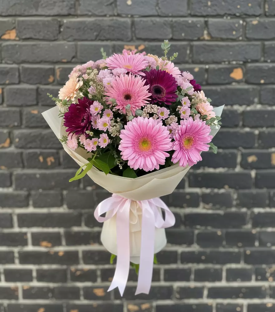 Букет цветов из: Герберы и Хризантемы в Кокошкино
