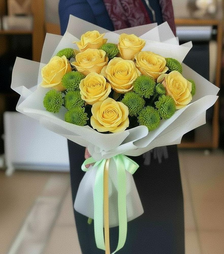 Букет цветов из: Хризантемы и Розы в Кокошкино