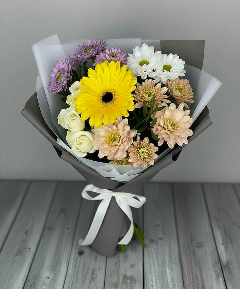 Букет цветов из: Розы, Герберы и Хризантемы в Кокошкино