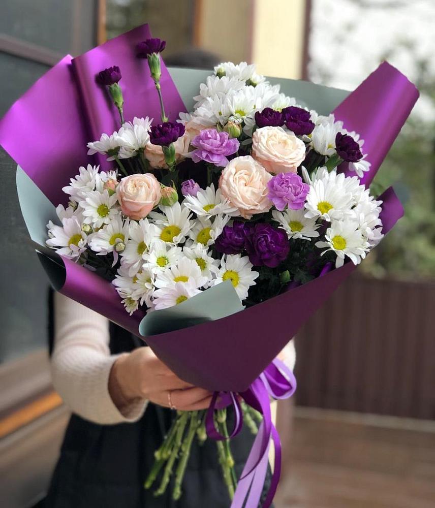 Букет цветов из: Хризантемы, Гвоздики и Розы в Кокошкино