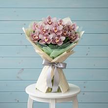 Букет цветов из:  Орхидеи и Розы #REPLACE_PRED# Кокошкино
