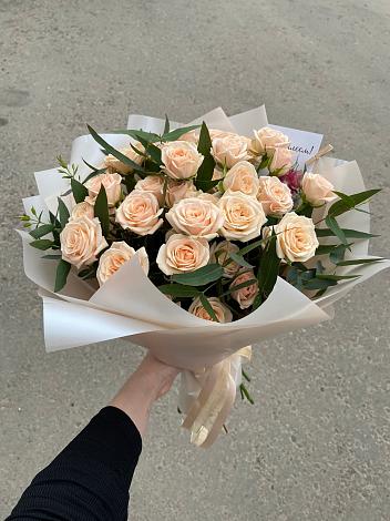 Букет Кремовые розы Латте в Кокошкино